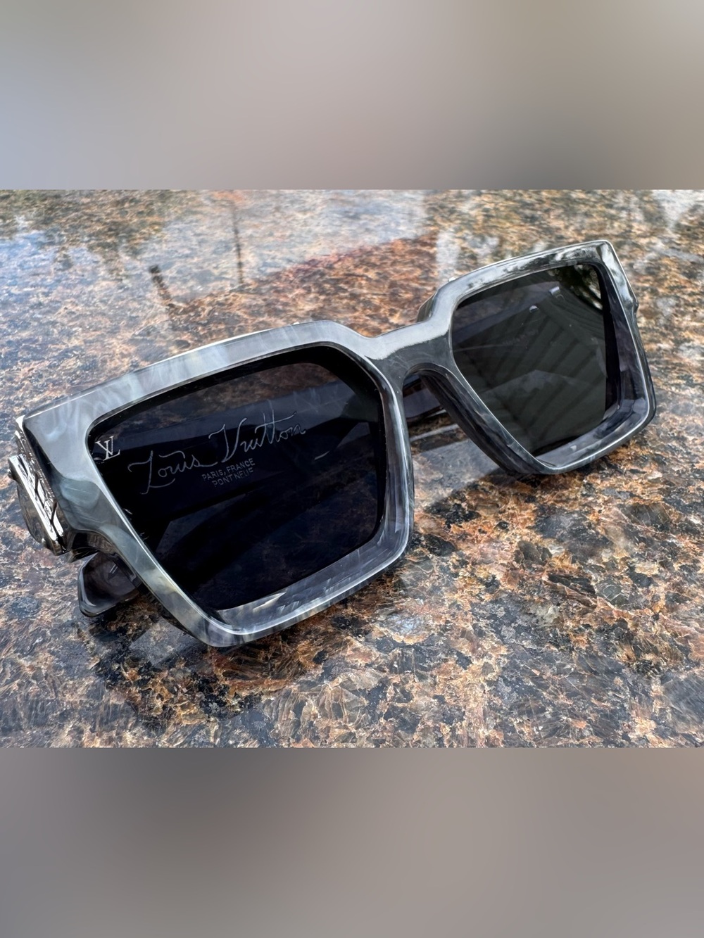 Louis Vuitton Men's Women’s Sunglasses 1:1 Millionaires Marble Sunglasses